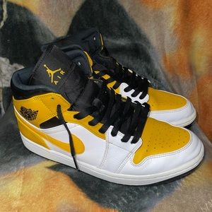 Jordan 1 mid
